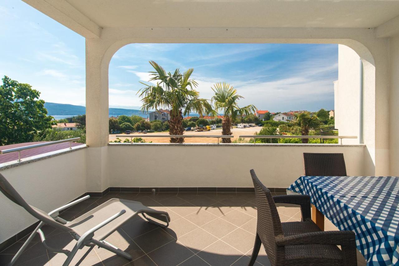 Apartments Oleander Krk Town Exterior photo